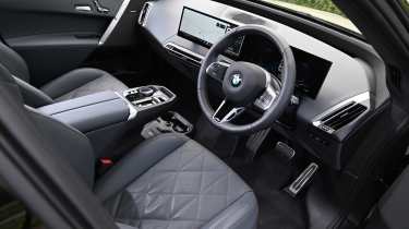 BMW iX - dash